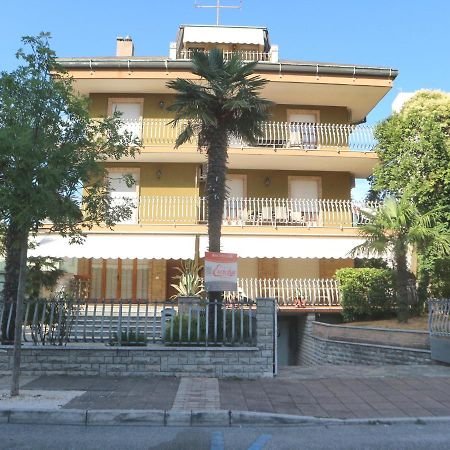 Burello Apartamento Lignano Sabbiadoro Exterior foto