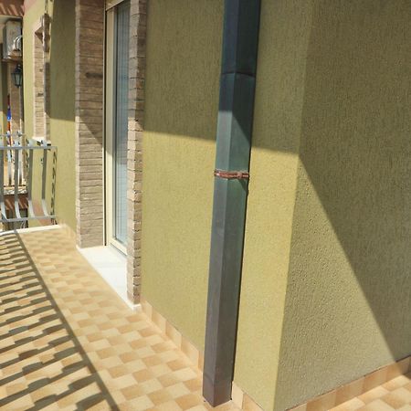 Burello Apartamento Lignano Sabbiadoro Exterior foto
