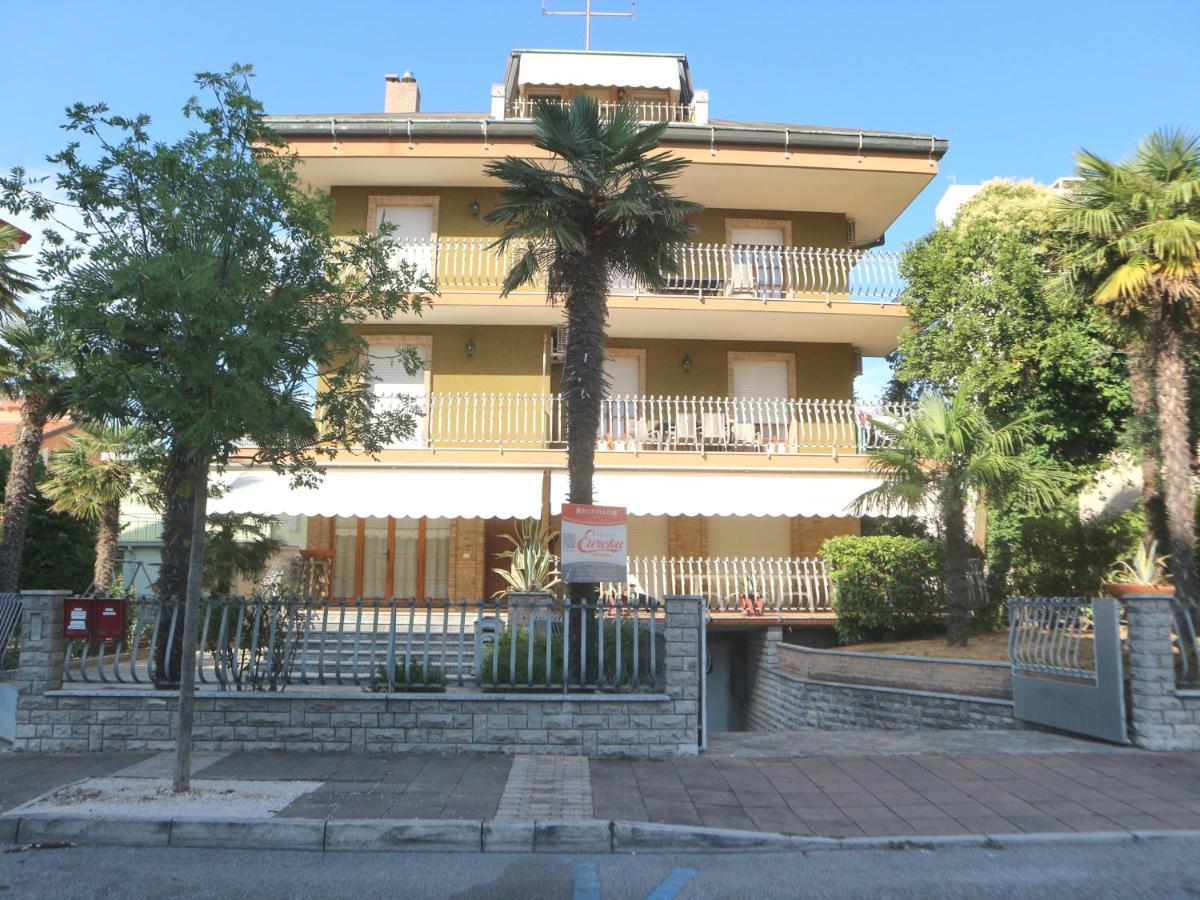 Burello Apartamento Lignano Sabbiadoro Exterior foto